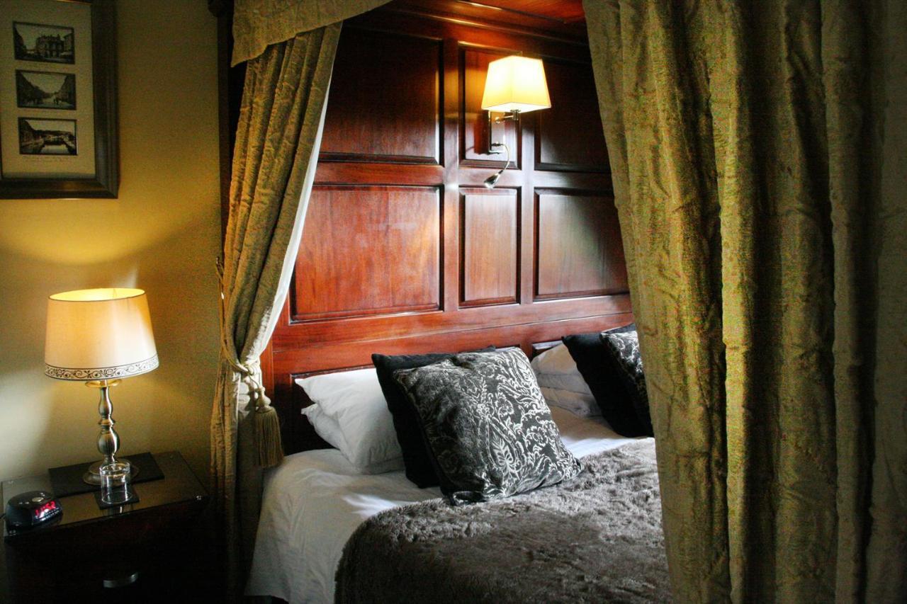 Townhouse Rooms Truro Kültér fotó